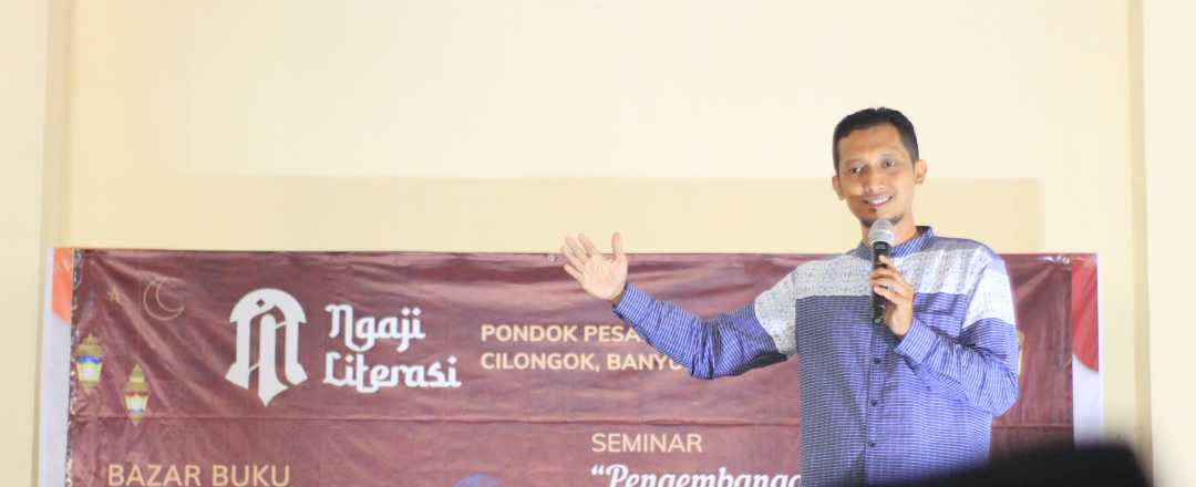 Tingkatkan Potensi Menulis Siswa melalui Workshop Bersama Ahmad Rifai Rifan