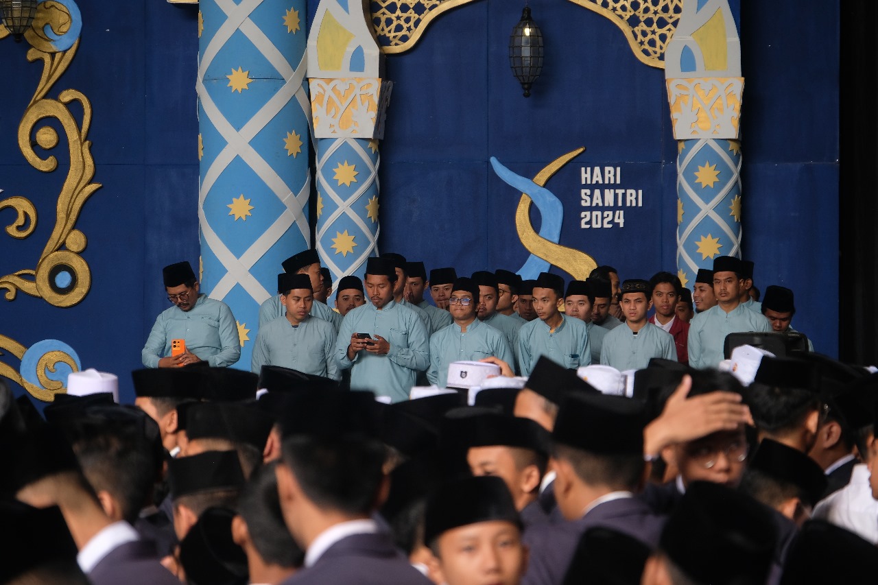 Hari Santri Nasional 2024 di Pondok Pesantren Modern ZIIS: Menyambung Juang, Merengkuh Masa Depan